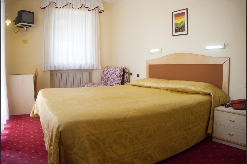 Hotel Venezia Rocca Pietore Cameră foto